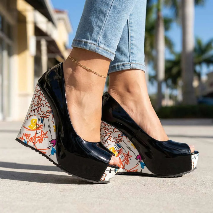 Graffiti chunky heels.png