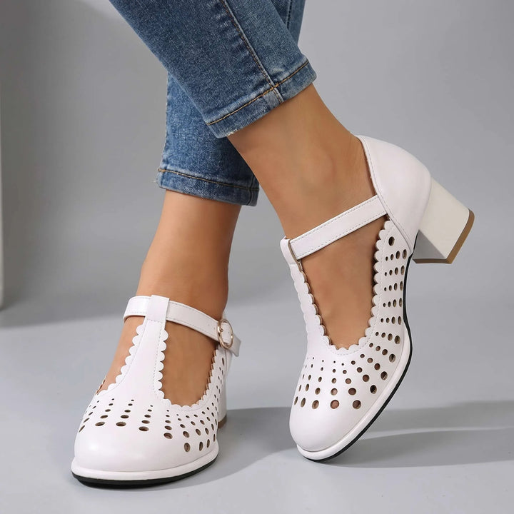 magnific_realistic-photo-of-a-pair_DB7zJLRpcl.png