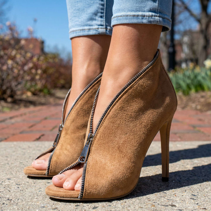 Scarlett Zipper Heels