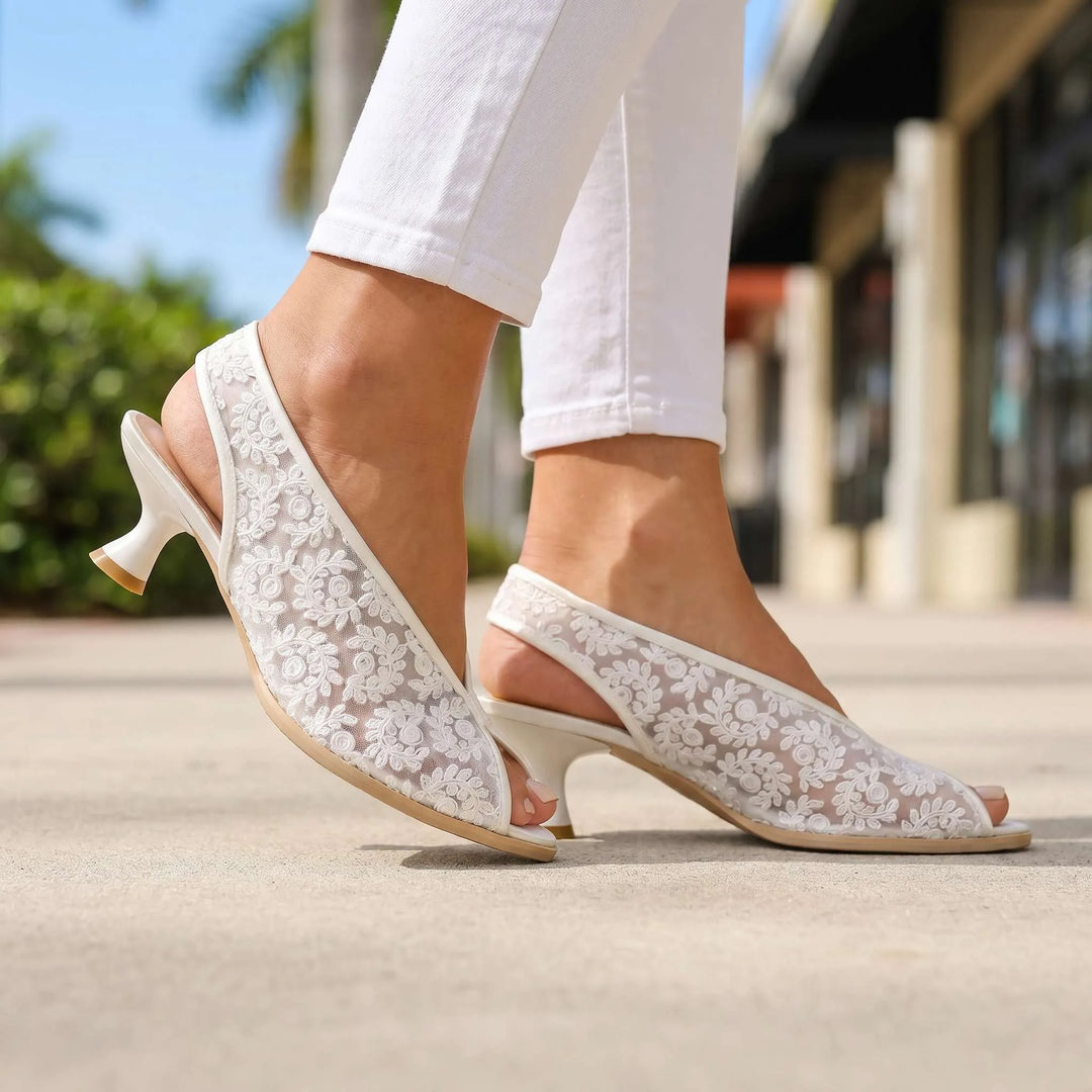 Womens lace heels (15).png