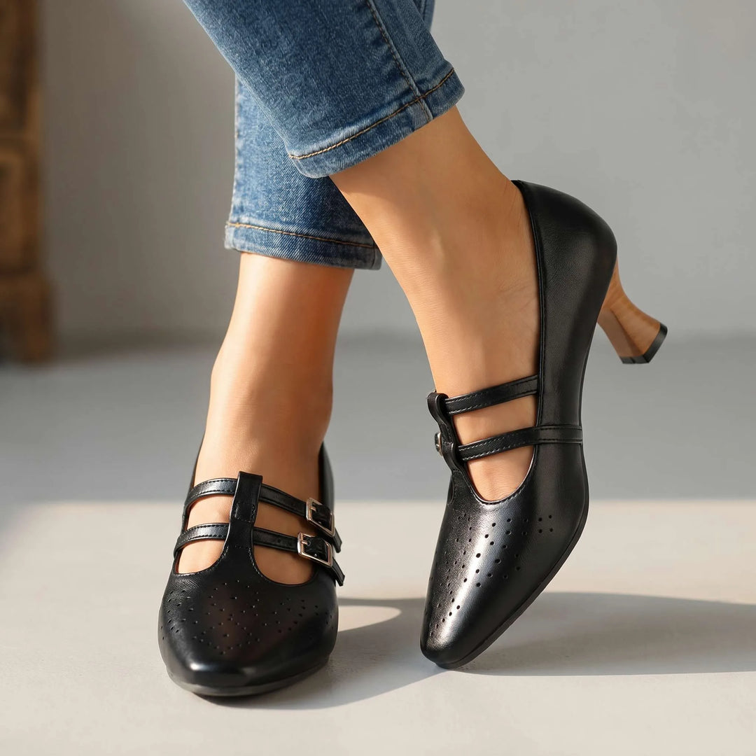 magnific_realistic-photo-of-a-pair_PiElbhO42C.png