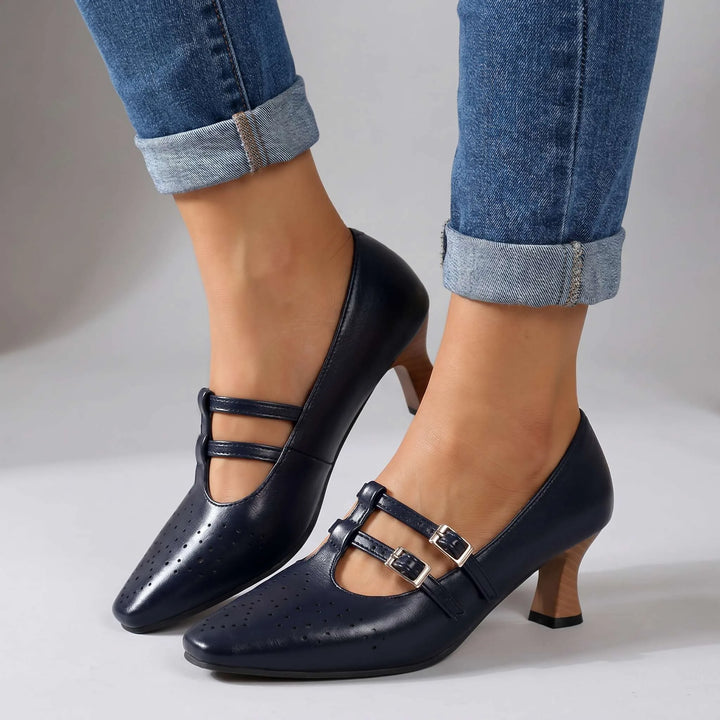 magnific_realistic-photo-of-a-pair_43ug5Aw9Aa.png