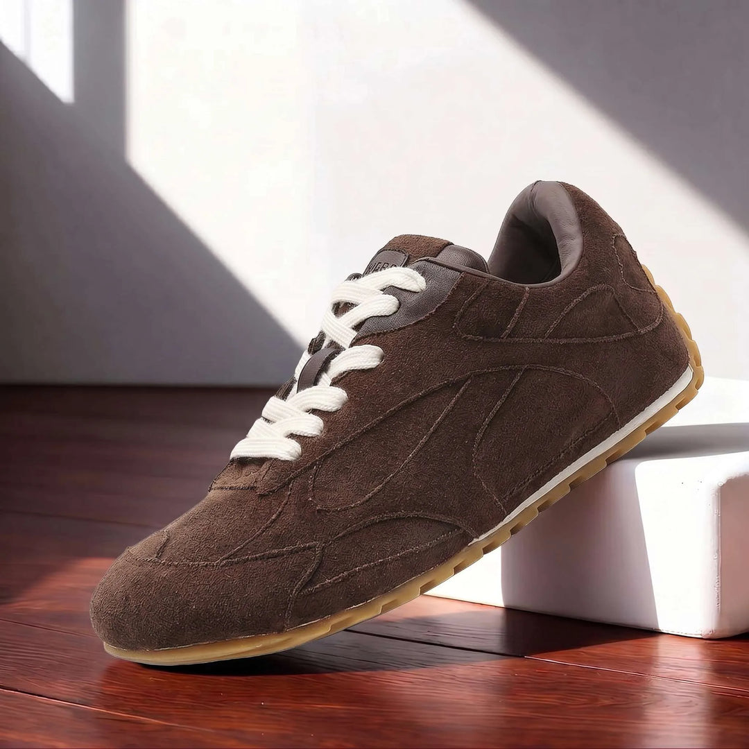magnific__change-the-shoes-of-img1-with-the-shoe-of-img2-kee__89873.png